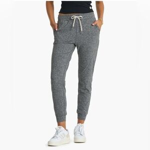 Vuori Performance Jogger Size Medium Long